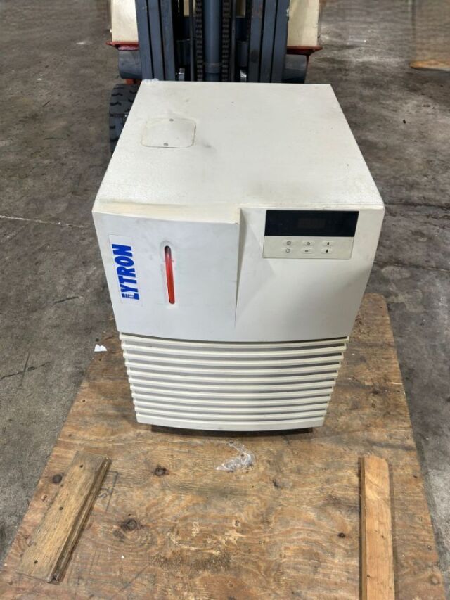 Lytron MRI chiller